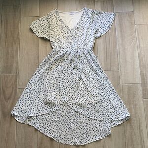 Sienna Sky White and Blue Floral Dress - Women’s Small